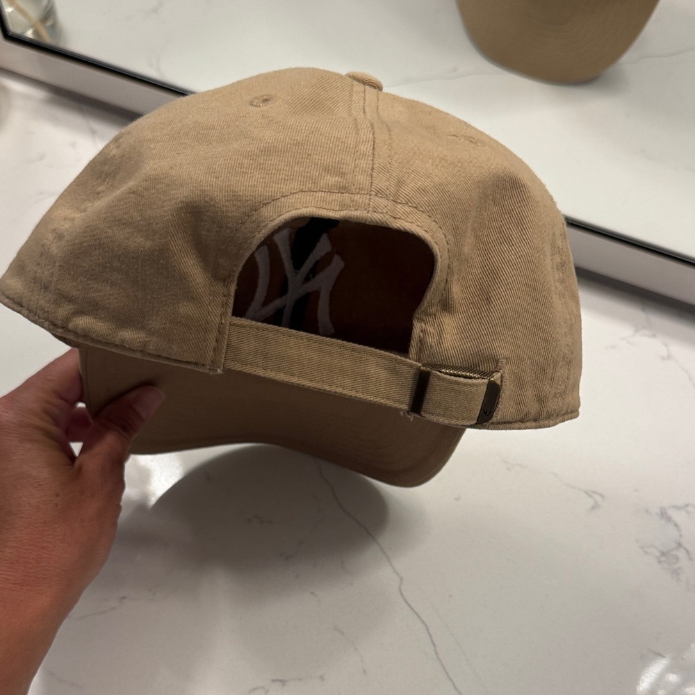 47 Brand Beige Hat with White Emblem - Picture 3 of 4